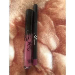 Kylie matte lipstick authentic